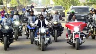 16/12 : UN MOTARD DE KABILA DE MOINS '' AVERTISSEMENT  OU SACRIFICE ? ''  MINERAIS DU SANG OU SAINT