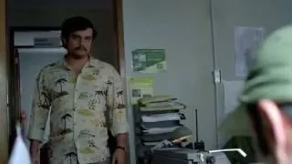 Narcos - Pablo Escobar: "Coma mierda"