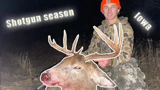 Iowa shotgun deer season (BBD) self filmed