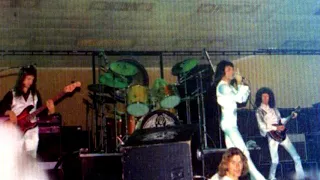 Queen - Bohemian Rhapsody (verses) (Live in Tokyo 3/22/1976) Upgrade