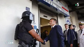 Nouvelle-Calédonie : Macron face aux barricades  6 Reportage #cdanslair 24.05.2024