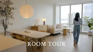 【Apartment Tour】Cozy JAPANDI style interior | Minimalist Room Tour🏡