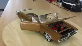 Dodge Charger RT 1969 1:18 by Autoworld