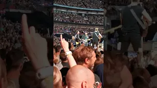 Coldplay feat. Jacob Collier & Natalie Imbruglia - Torn // Wembley Stadium