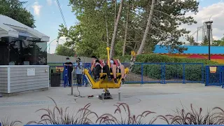 SlingShot Catapult Ride - Canada's Wonderland