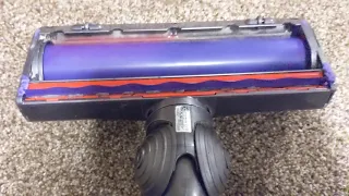 dyson v10 power head vibrations issues