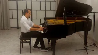 Lyphard Melody (Senneville/Clayderman) - Tarek Refaat, piano.