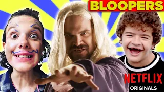 Stranger Things: Los Mejores Bloopers Graciosos y Detrás de Escenas del Elenco | Netflix