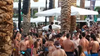 Students party in Eilat Israel ®