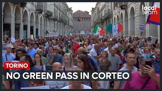 Torino, la manifestazione contro il Green Pass di sabato 4 settembre 2021