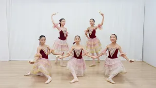 Esmeralda Group Dance