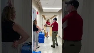 IU President Pam Whitten Greets New IUPUI Jaguars on Move-in Day