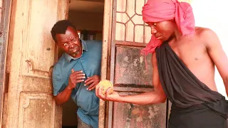 KINGWENDU ALOGWA NA MPANGAJI WAKE UTACHEKA SANA HII