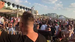 MARYO Crazy Morning Crazy Beach Mamaia 2018