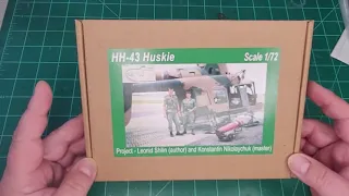 Croco Models 1/72 HH-43 Huskie in box review.