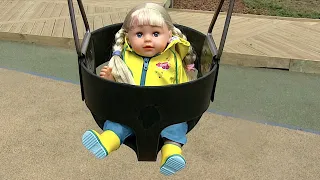 Кукла #Бебибон Эмили НА ПРОГУЛКЕ В ПАРКЕ Плачет КАК МАМА Видео для детей Игрушки Игры Для девочек