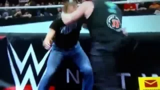 Dean Ambrose confronta a Brock Lesnar RAW FEB 8 2016