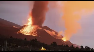 #VOLCÁN: Una nueva colada de lava destruye el cementerio de Las Manchas en La Palma