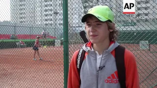 Russian tennis players react to doping scandal