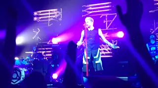 Adam Lambert - Runnin' (live @ Amsterdam)