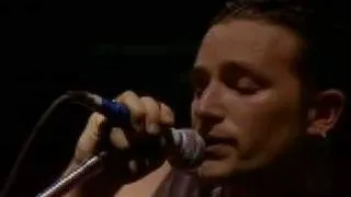 U2 - With or Without You - Live Paris 1987