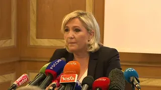 Marine Le Pen juge "le comportement d'Emmanuel Macron très grave", à une semaine des européennes