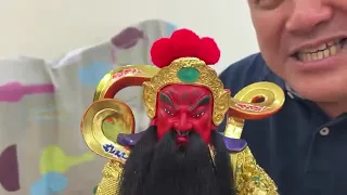 金龍王高天霸 (師父) 與你講解和分享福品，神像，地主牌，拿督牌和天神牌。(現場錄影, 如有雷同純屬巧合, 只供參考學習交流, 又是滿滿長知識)