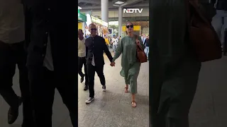 Sonam Kapoor And Anand Ahuja Walk Hand-In-Hand At the Airport