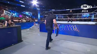Drew McIntyre ataca a Solo Sikoa & Sami Zayn con una silla - WWE Smackdown 09/09/2022 (En Español)