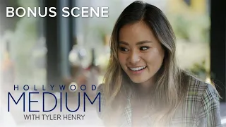 Jamie Chung Gets Reading From Tyler Henry | Hollywood Medium with Tyler Henry Bonus Scene | E!