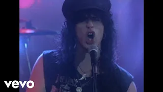 Britny Fox - Standing In The Shadows