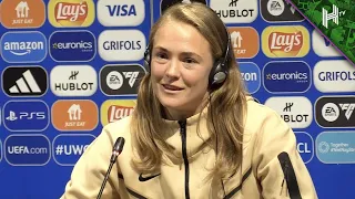 I want to REACH the FINAL! | Emma Hayes and Magdalena Eriksson | UWCL FC Barcelona v Chelsea