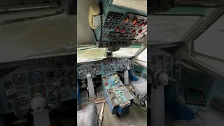 Il-86 cockpit. Ил-86 кабина экипажа.