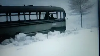 Vteřiny týdne, 1955 (autobus Tatra HB 500).