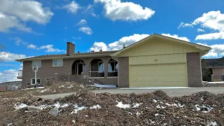 **UNTOUCHED SINCE 1971** INCREDIBLE ABANDONED 1970’s Mansion Stuck In Time** WHY IS THIS ABANDONED**