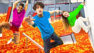 Der BODEN ist LAVA in PARKOURHALLE 🔥 (ft. Rick, Lucy, Whyguy)