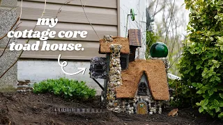 i diy a cottage core toad house for my garden | DIY Danie | *The Burrow Inspired*