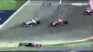 F1 Bahrain Grand Prix 2013 - Webber and Hamilton Battle