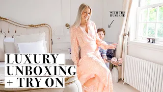 SUSTAINABLE, LUXURY UNBOXING AND KEEPING HUGE SECRETS FROM YOU  | INTHEFROW