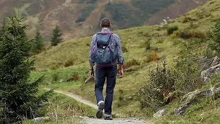 Descubre los Increíbles Beneficios del Senderismo y Caminar en la Montaña"Description