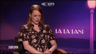 Emma Stone speaks french  / Emma Stone parle français - Interview for La La Land
