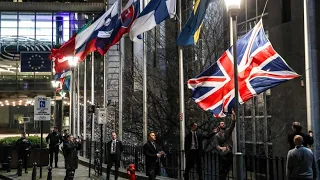 Britische Flagge vor EU-Parlament wird eingeholt