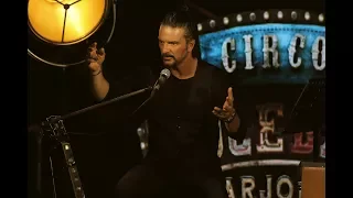 Ricardo Arjona en Costello Club - Quesos, cosas, casas