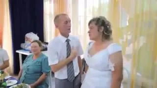 Вот это невеста! Прикол на свадьбе  Russian!! Crazy Wedding 2013