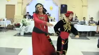 Аджарский танец ACHARULI в исполнении Алана и Кацашвили Наиры. Гандаган.  Кавказские танцы