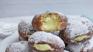 Traditional Polish Pączki (Doughnuts) Recipe
