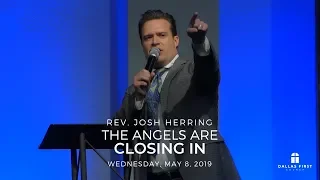Rev. Josh Herring - The Angels Are Closing In