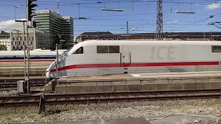 Züge in Bayern Bahnhofsvideo aus München Hbf bei Top schömem sonnig Wetter an einem Mittwoch im Juli