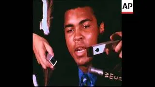 SYND 11/09/70 MUHAMMED ALI AND JERRY QUARRY PRESS CONFERENCE