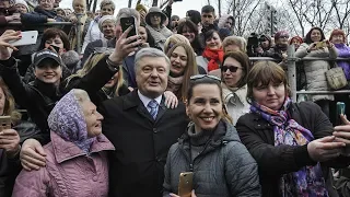 Ukrainian incumbent president casts vote, calls election 'key point'